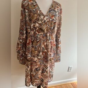 Women’s floral XX large NWT, the Neck bodice  long flowing sleeve dress